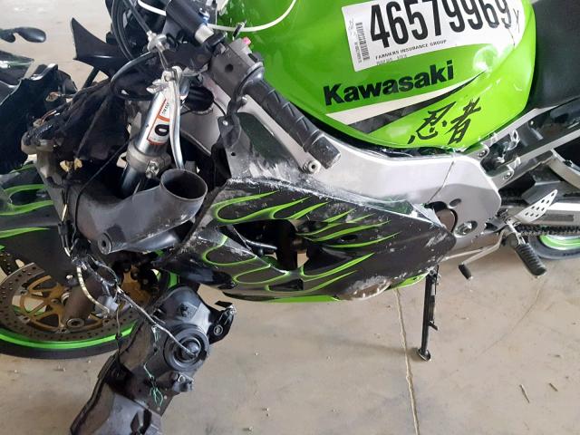 JKAZX2F183A007902 - 2003 KAWASAKI ZX900 F1 Z GREEN photo 10