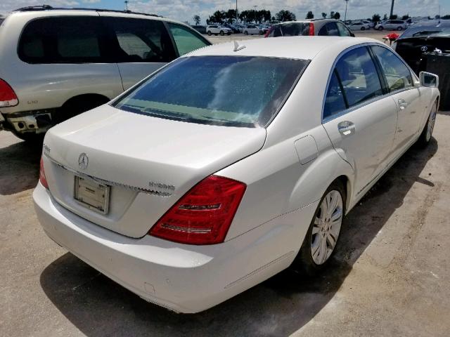 WDDNG9FB1AA306091 - 2010 MERCEDES-BENZ S 400 WHITE photo 4