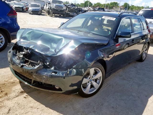 WBANN73527CN04482 - 2007 BMW 530 XIT GREEN photo 2