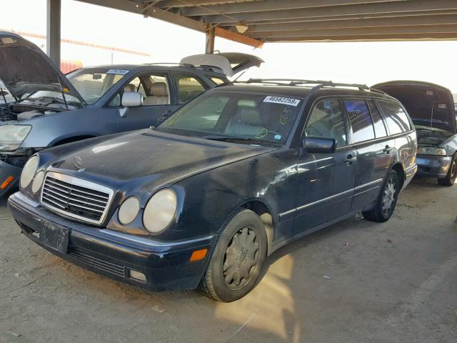 WDBJH65F3WA546127 - 1998 MERCEDES-BENZ E 320 BLACK photo 2