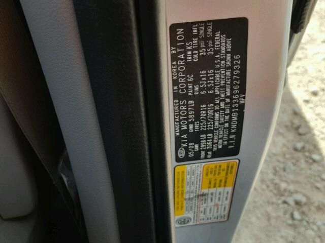 KNDMB133696279326 - 2009 KIA SEDONA GRAY photo 10