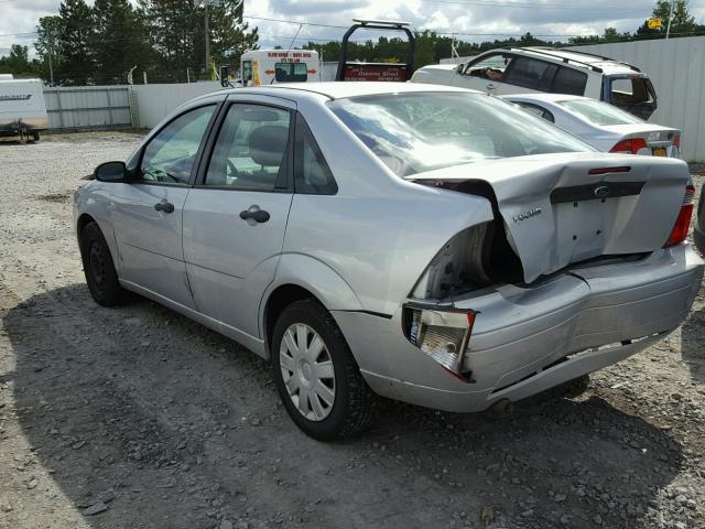 1FAFP34N47W168847 - 2007 FORD FOCUS ZX4 SILVER photo 3