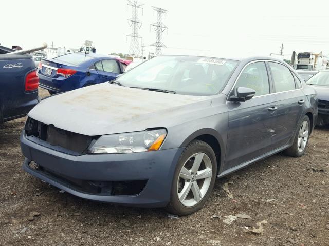 1VWBP7A35CC039866 - 2012 VOLKSWAGEN PASSAT SE GRAY photo 2