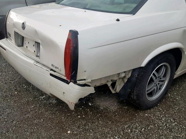 1G6ET12982B101456 - 2002 CADILLAC ELDORADO T WHITE photo 9