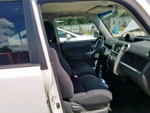 JTLKT334740166073 - 2004 TOYOTA SCION XB 白色 照片 5