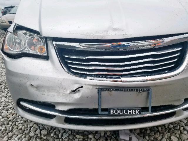 2C4RC1BG7CR222995 - 2012 CHRYSLER TOWN & COU SILVER photo 9