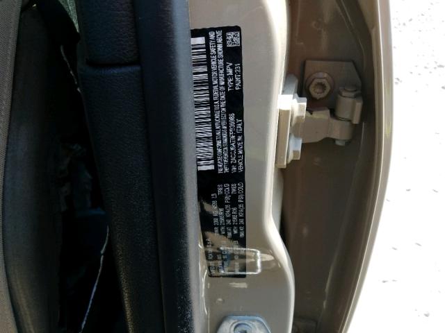 ZACCJBAT9FPB30988 - 2015 JEEP RENEGADE S 棕色 照片 10