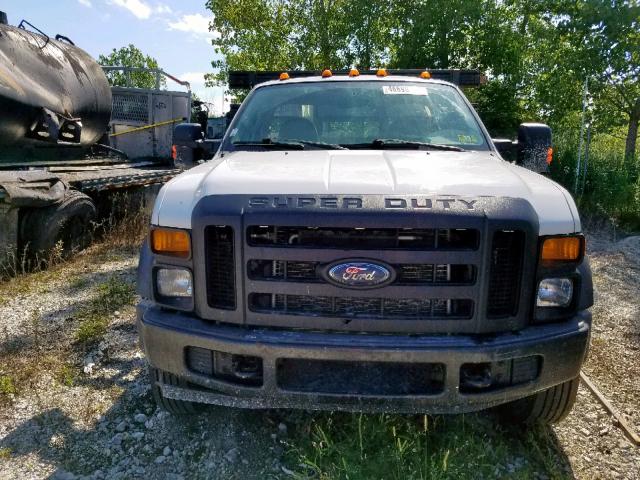 1FDAF56Y88EB49117 - 2008 FORD F550 SUPER WHITE photo 9