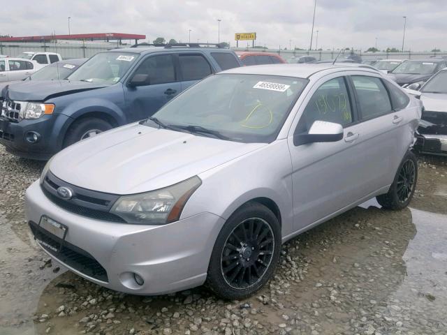 1FAHP3GN7AW114745 - 2010 FORD FOCUS SES GRAY photo 2