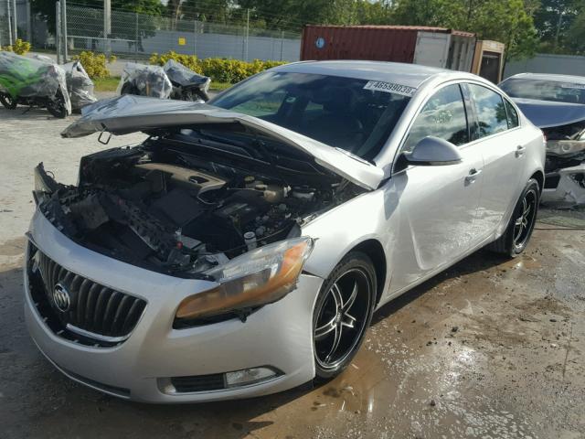 2G4GR5EK6C9149790 - 2012 BUICK REGAL SILVER photo 2