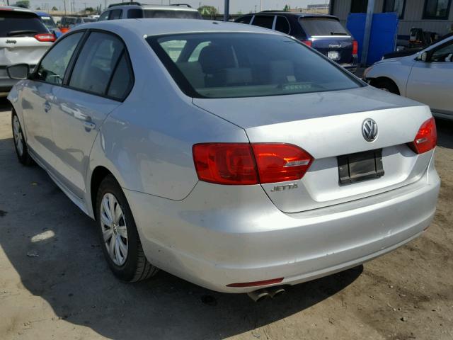 3VW2K7AJ9EM224646 - 2014 VOLKSWAGEN JETTA BASE SILVER photo 3