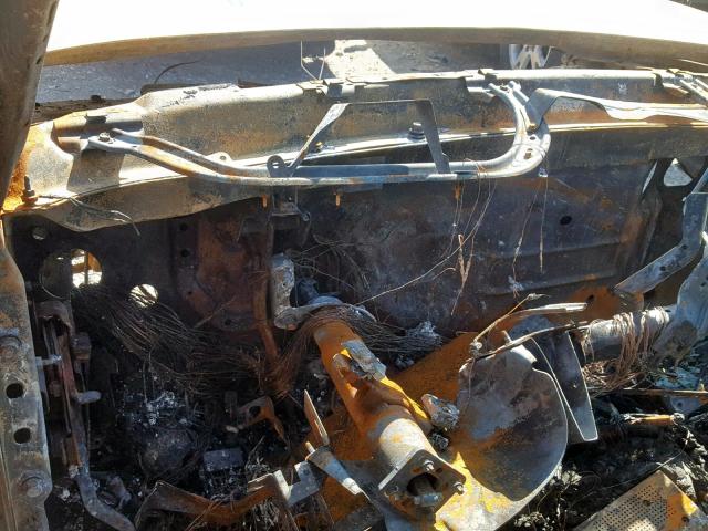 1GKEK13234R282382 - 2004 GMC YUKON BURN photo 8