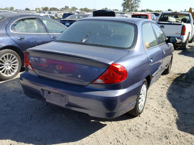 KNAFB121625187747 - 2002 KIA SPECTRA BA BLUE photo 4