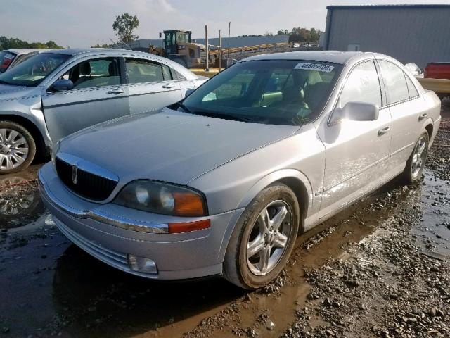 1LNHM86S9YY910205 - 2000 LINCOLN LS ვერცხლისფერი ფოტო 2