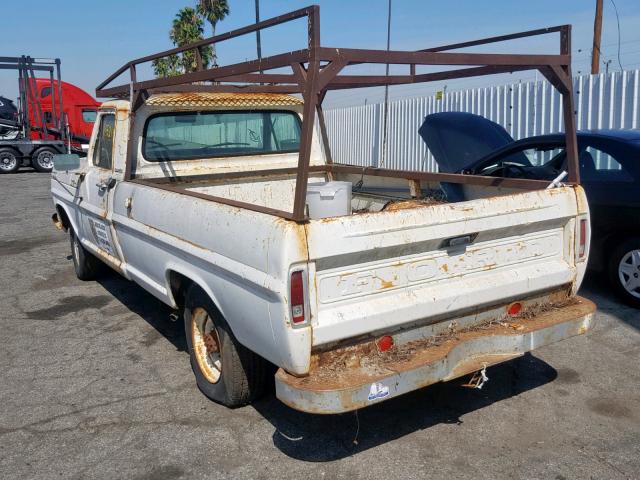 000000F25YRB49318 - 1967 FORD F-250 WHITE photo 3