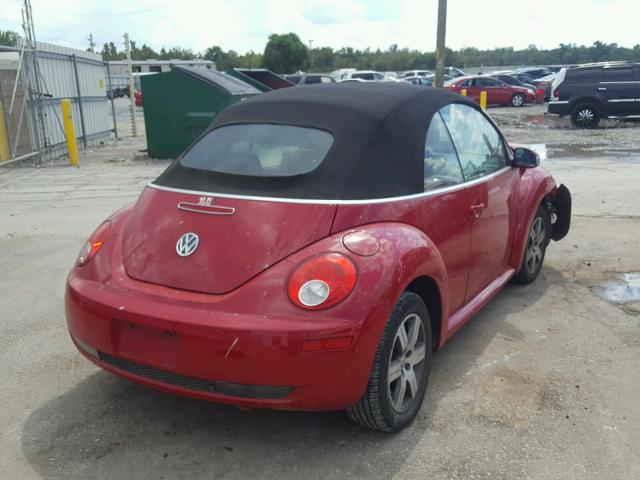 3VWRF31Y06M306596 - 2006 VOLKSWAGEN NEW BEETLE RED photo 4