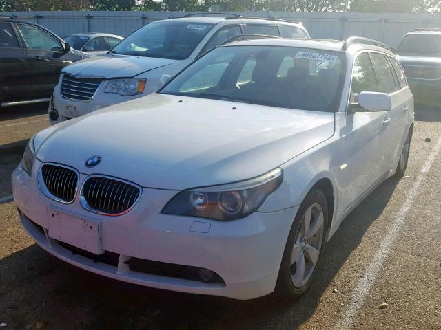 WBANN735X7CN03791 - 2007 BMW 530 XIT WHITE photo 2