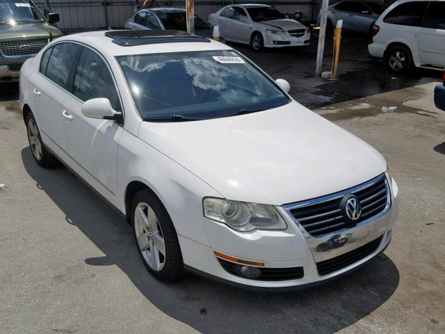 WVWJK73C19E038804 - 2009 VOLKSWAGEN PASSAT TUR WHITE photo 1