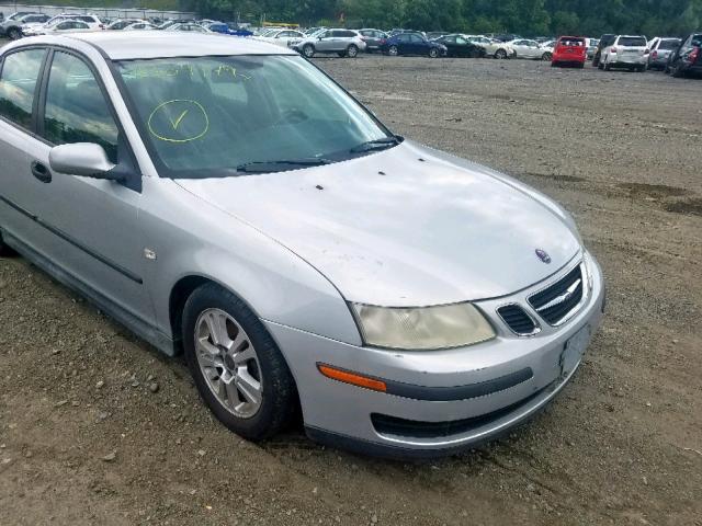 YS3FB49S551012624 - 2005 SAAB 9-3 LINEAR SILVER photo 9