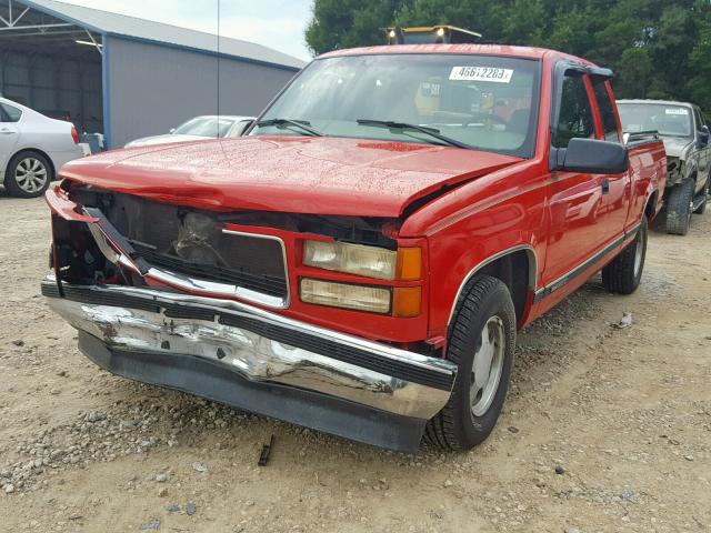 1GTEC19W5WE559713 - 1998 GMC SIERRA C15 RED photo 2