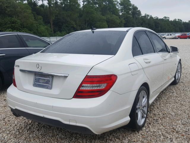 WDDGF4HB8CA599678 - 2012 MERCEDES-BENZ C 250 WHITE photo 4