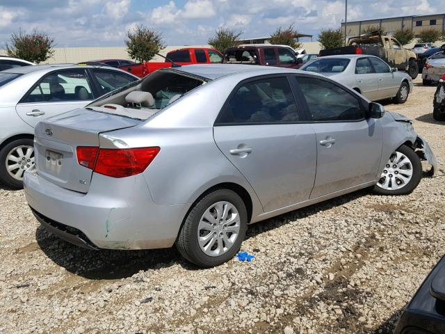 KNAFU4A21C5483377 - 2012 KIA FORTE EX SILVER photo 4