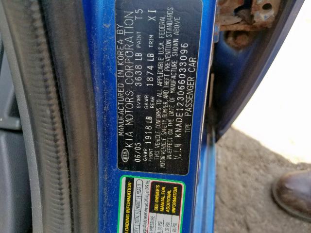 KNADE123066033096 - 2006 KIA RIO BLUE photo 10