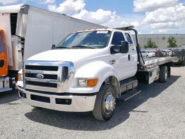 3FRNX6FC7AV270750 - 2010 FORD F650 SUPER WHITE photo 2