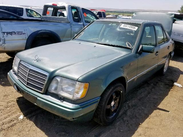 WDBEA32E6SC271321 - 1995 MERCEDES-BENZ E 320 BASE GREEN photo 2