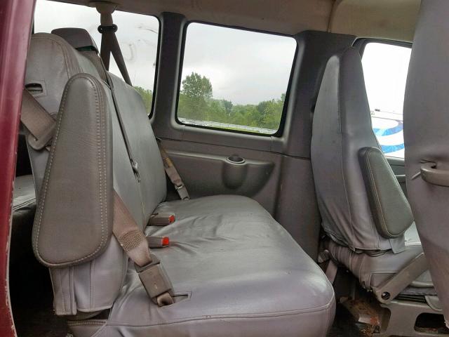 1GAHG39U141123353 - 2004 CHEVROLET EXPRESS G3 MAROON photo 6