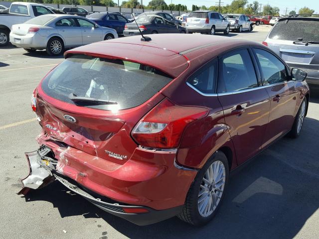 1FADP3N25EL341107 - 2014 FORD FOCUS TITA RED photo 4