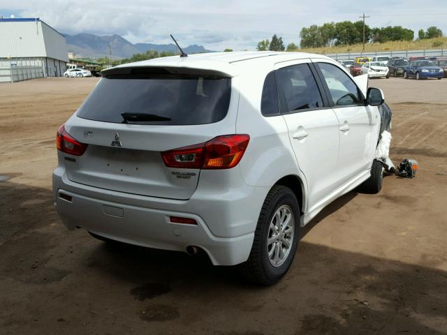 JA4AP3AU3BZ014440 - 2011 MITSUBISHI OUTLANDER WHITE photo 4