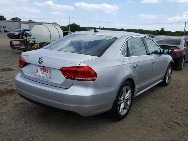 1VWBT7A37EC040869 - 2014 VOLKSWAGEN PASSAT SE SILVER photo 4