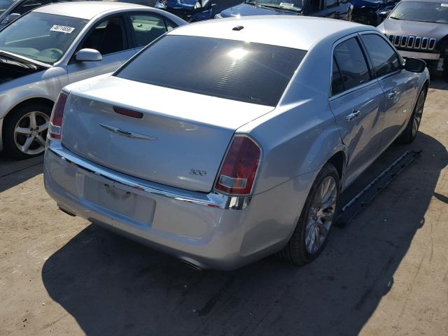 2C3CCAAG5DH698701 - 2013 CHRYSLER 300 SILVER photo 4