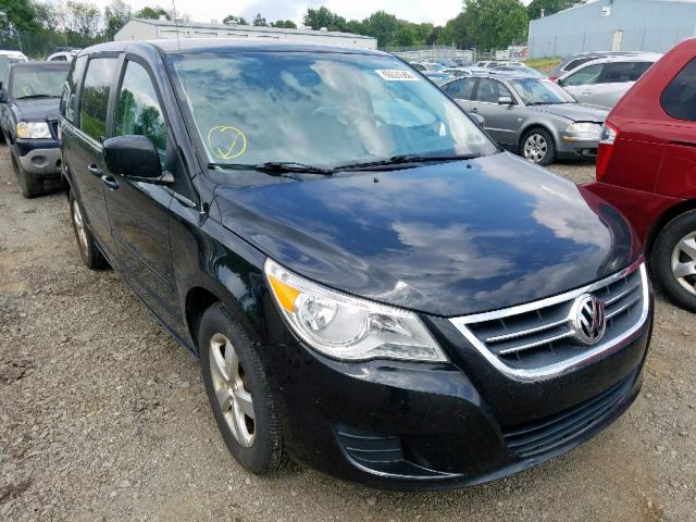 2V4RW3D12AR186552 - 2010 VOLKSWAGEN ROUTAN SE BLACK photo 1