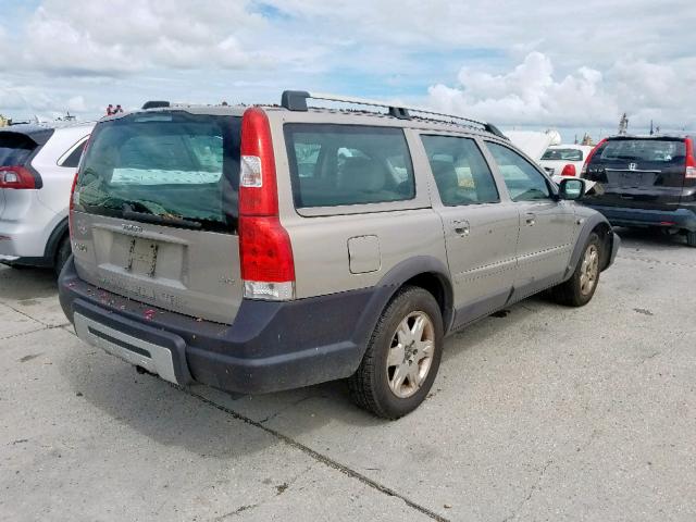 YV1SZ592951180400 - 2005 VOLVO XC70 GOLD photo 4