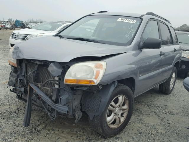 KNDJE723977315922 - 2007 KIA SPORTAGE E GRAY photo 2