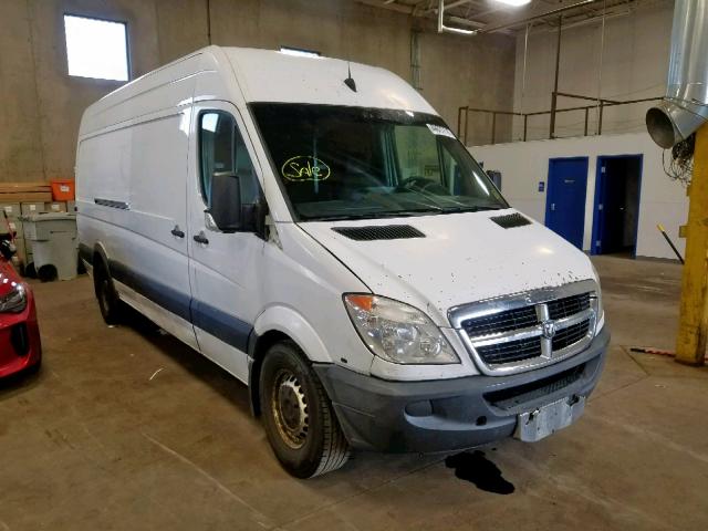 WDYPE845375168561 - 2007 FREIGHTLINER SPRINTER 2 WHITE photo 1