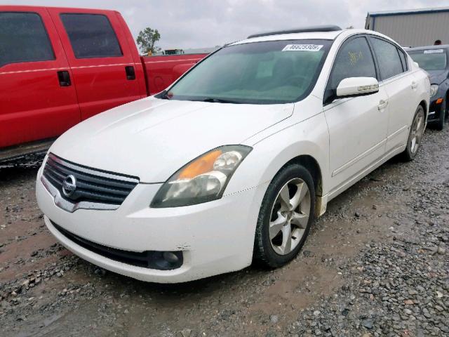 1N4BL21E97C154243 - 2007 NISSAN ALTIMA 3.5 WHITE photo 2