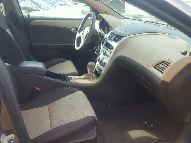1G1ZB5E18BF381699 - 2011 CHEVROLET MALIBU LS 棕色 照片 5