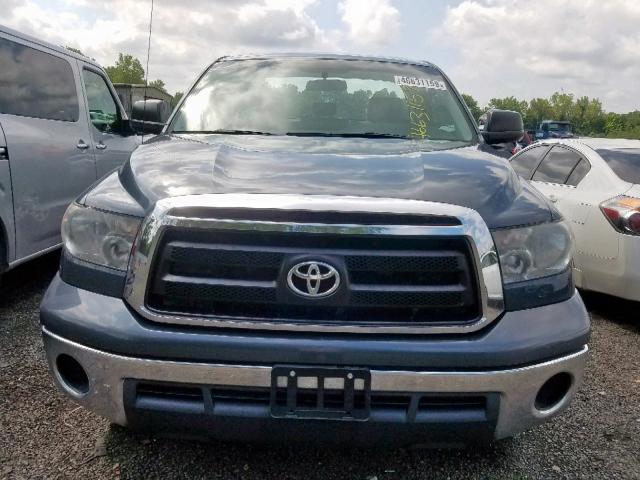 5TFLU5F10AX024015 - 2010 TOYOTA TUNDRA GRAY photo 9