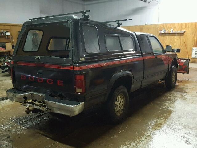 1B7GG23Y6RW116336 - 1994 DODGE DAKOTA BLACK photo 4