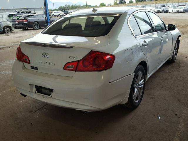 JN1DV6ARXBM653839 - 2011 INFINITI G25 WHITE photo 4