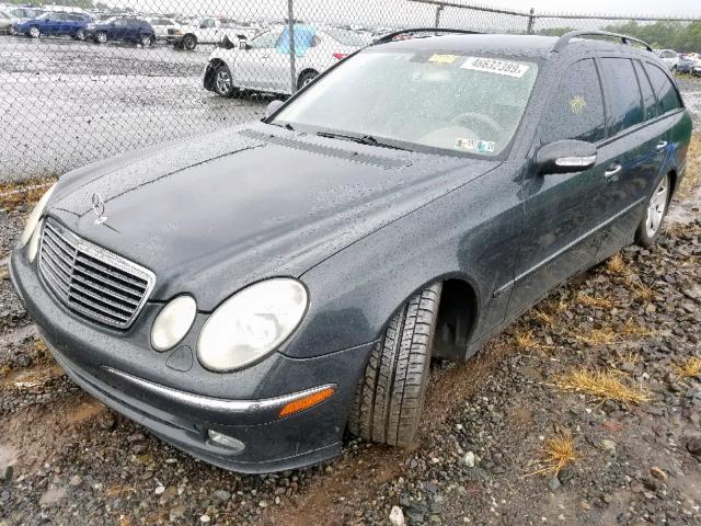 WDBUH83J54X113905 - 2004 MERCEDES-BENZ E 500 4MAT GRAY photo 2