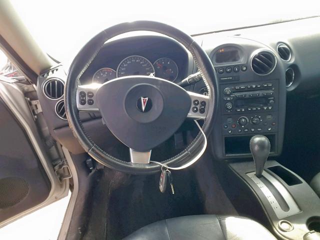 2G2WP552271143922 - 2007 PONTIAC GRAND PRIX SILVER photo 9