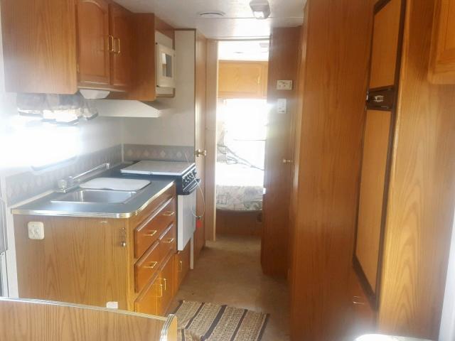 1UJBJ02N7Y16C0375 - 2000 JAYCO QUEST WHITE photo 5