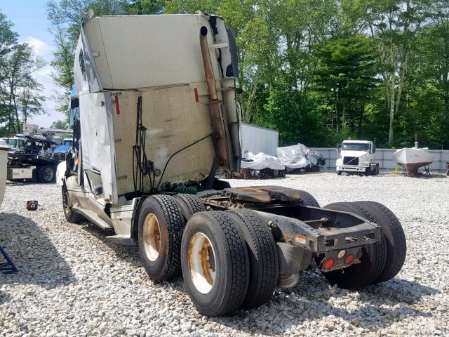 1FUJA6CK16LW58752 - 2006 FREIGHTLINER CONVENTION WHITE photo 3