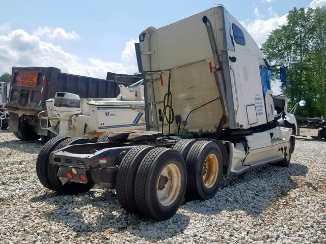1FUJA6CK16LW58752 - 2006 FREIGHTLINER CONVENTION WHITE photo 4
