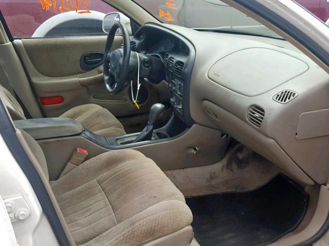 1G2WP52K02F159560 - 2002 PONTIAC GRAND PRIX WHITE photo 5