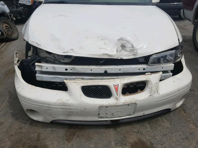 1G2WP52K02F159560 - 2002 PONTIAC GRAND PRIX WHITE photo 9